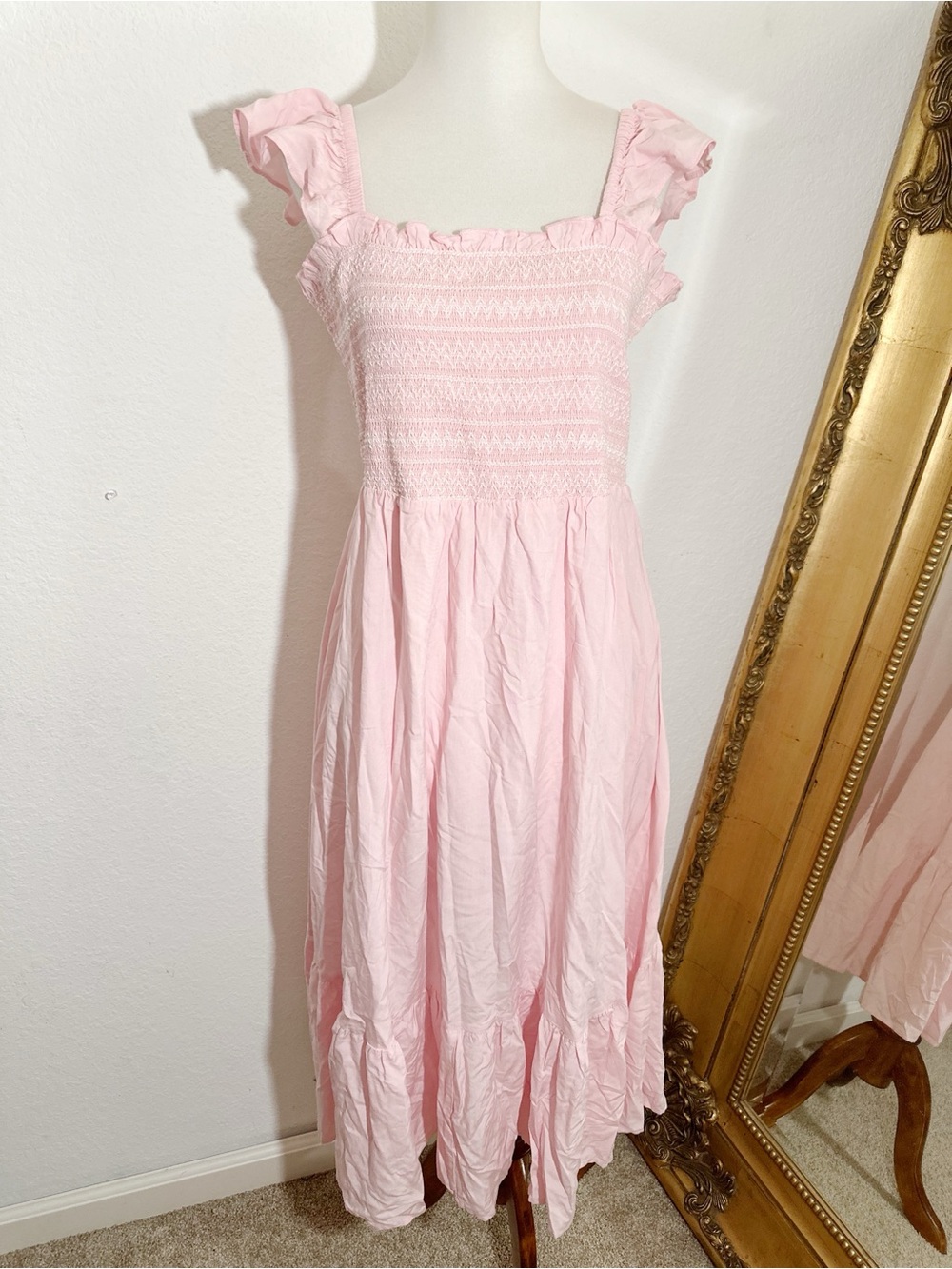 New Amazon Baby Pink White Smocked Bust Tiered Midi Dress Size Large
